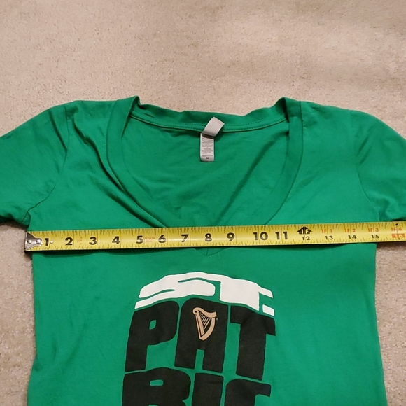 Guinness St. Patrick's Day T-shirt in Medium M - Picture 6 of 7